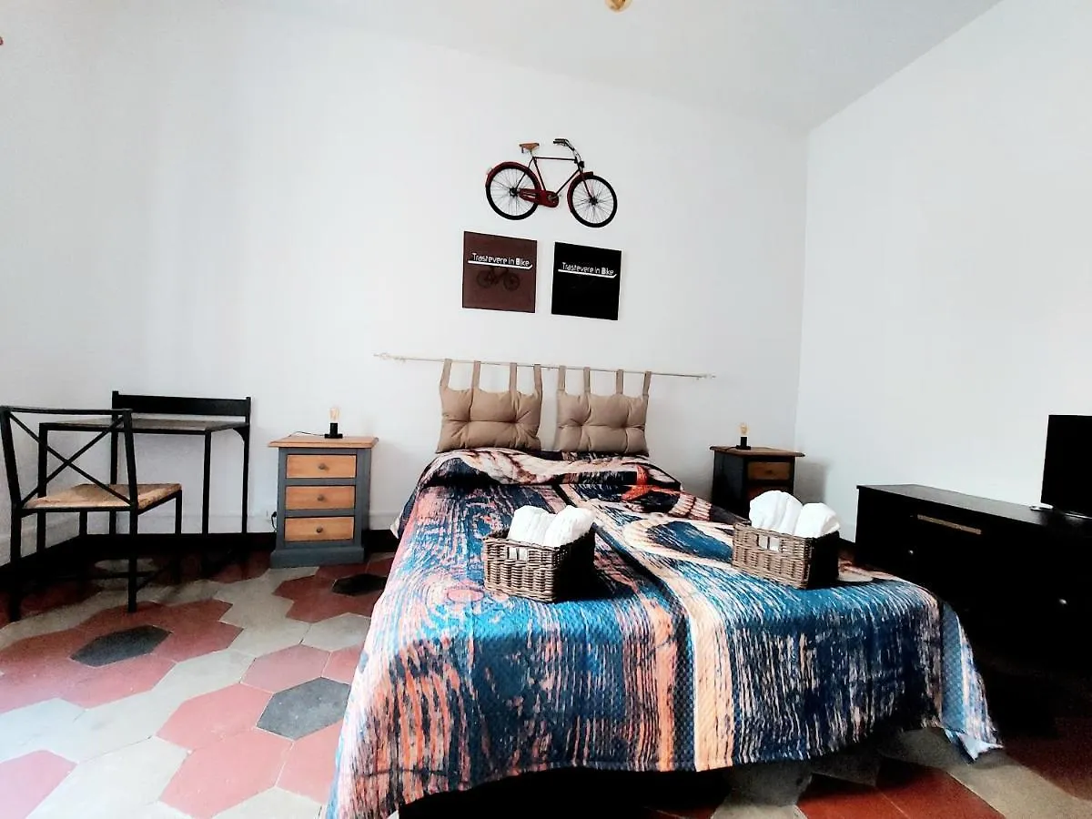 Apartment Trastevere In Bike - Con Wi-Fi E Ac Rome